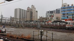 養老鉄道桑名駅内から.JPG