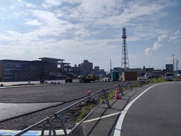 駅西広場20230913 (1) - コピー.JPG