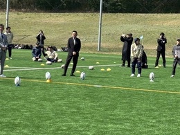 NTN総合運動公園サッカーグラウンド改修セレモニー参加 (6).jpg