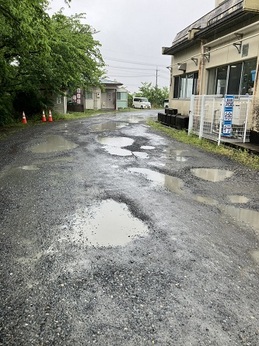 光陵幼稚園路砂利入れ前 (4).jpg
