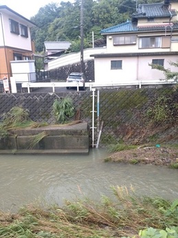 豪雨での破損 (1).JPG